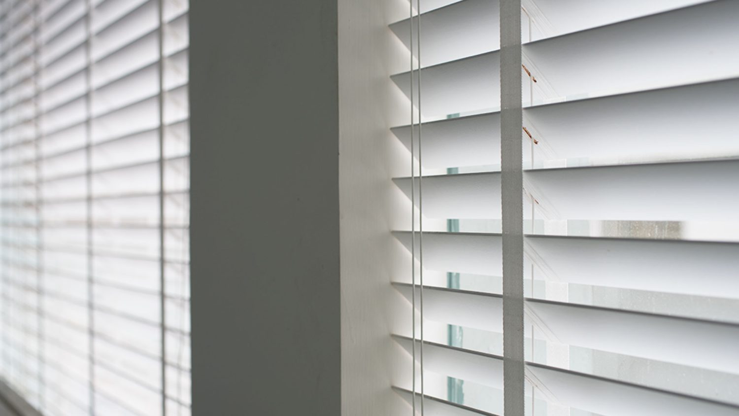 pvc blinds in venetian style