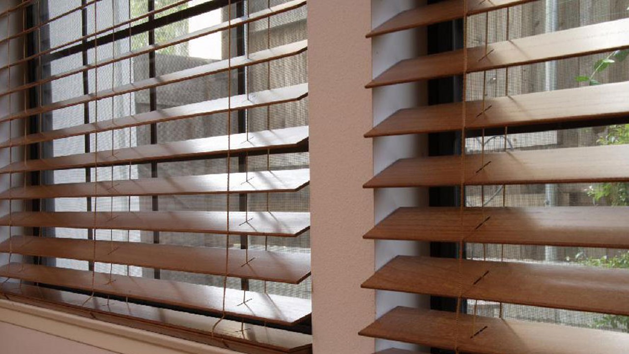 wooden venetian blinds in brown
